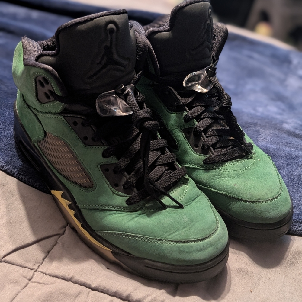 Green and Black Men's Sneakers
